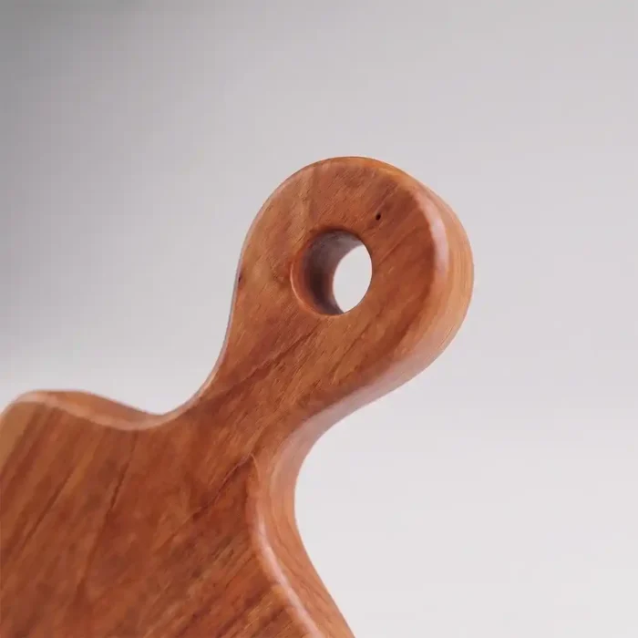 Tabla de Cortar Premium en Madera Nativa de Raulí - Imagen 4