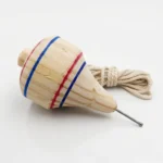 Trompo Chileno Tradicional de Madera - Diseño Tricolor - Imagen 4